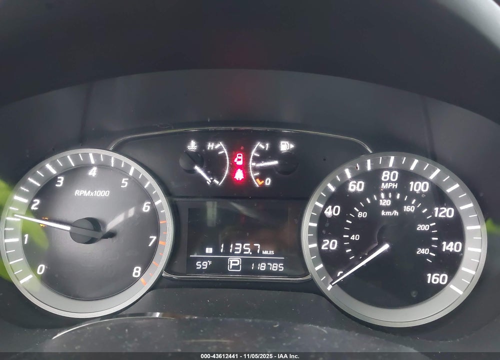 2015 NISSAN SENTRA SV VIN: 3N1AB7AP1FY284789