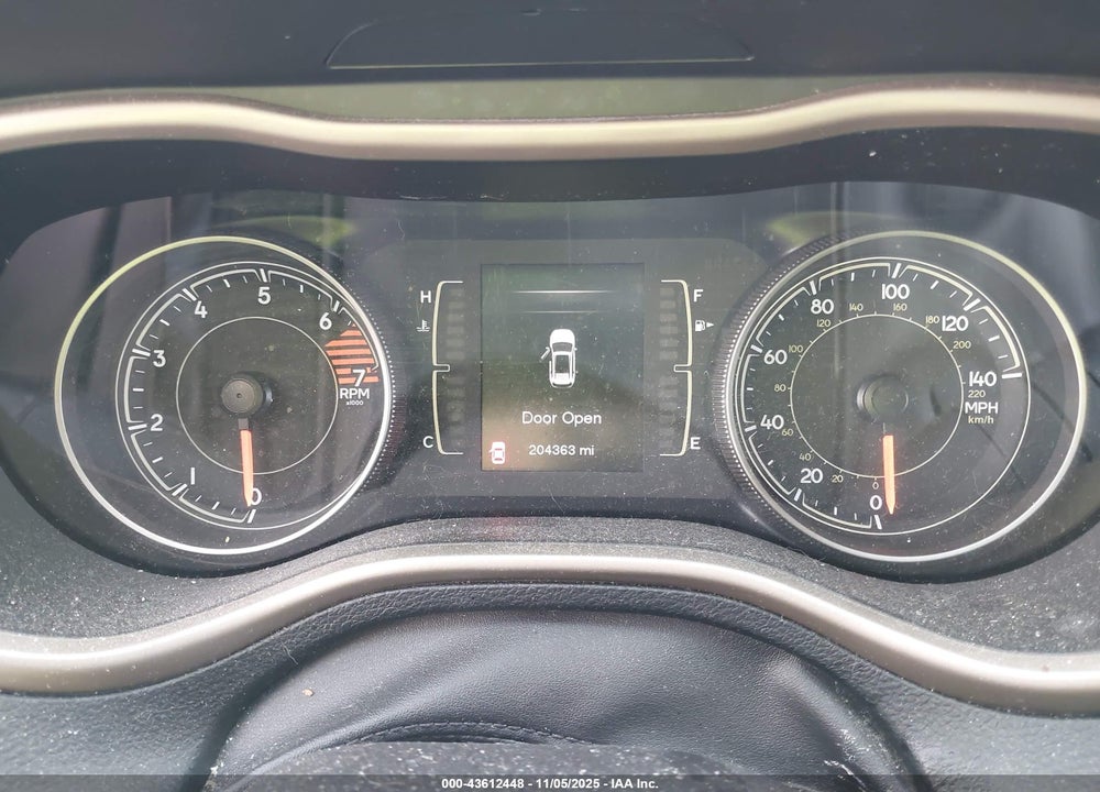 2016 JEEP CHEROKEE VIN: 1C4PJMCB0GW162105