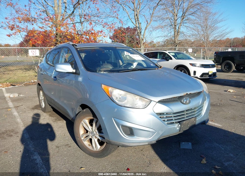 2011 HYUNDAI TUCSON GLS VIN: KM8JU3AC7BU291297
