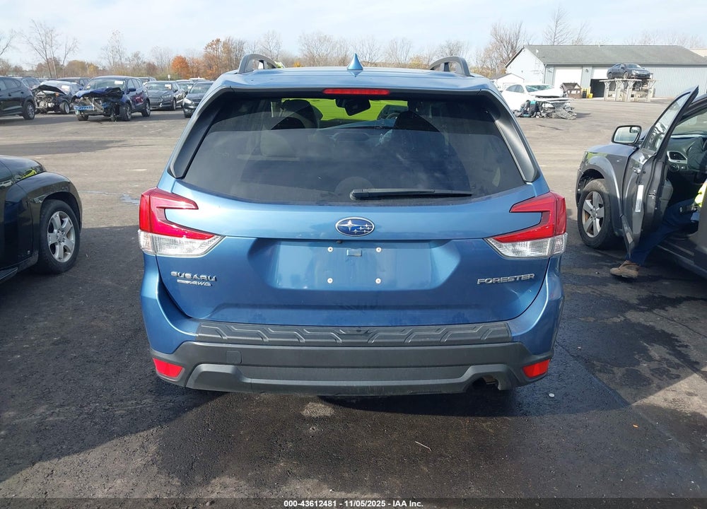 2019 SUBARU FORESTER PREMIUM VIN: JF2SKAGC8KH492971