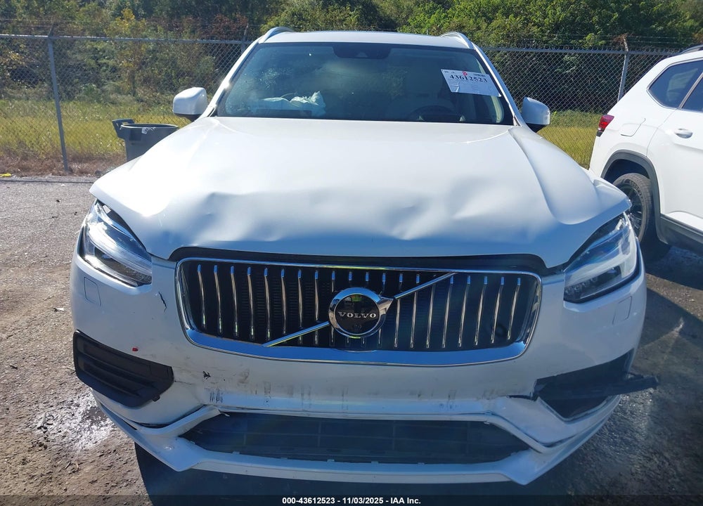 2021 VOLVO XC90 T6 MOMENTUM 7 PASSENGER VIN: YV4A22PKXM1771290