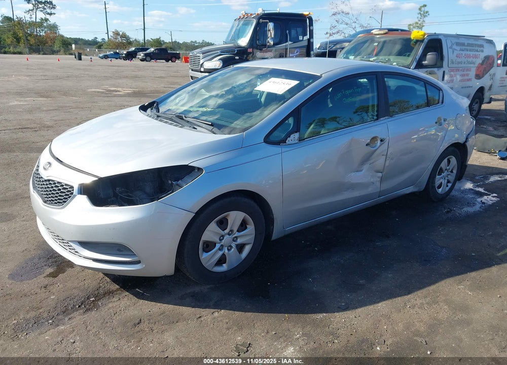 2015 KIA FORTE VIN: KNAFX4A60F5391935