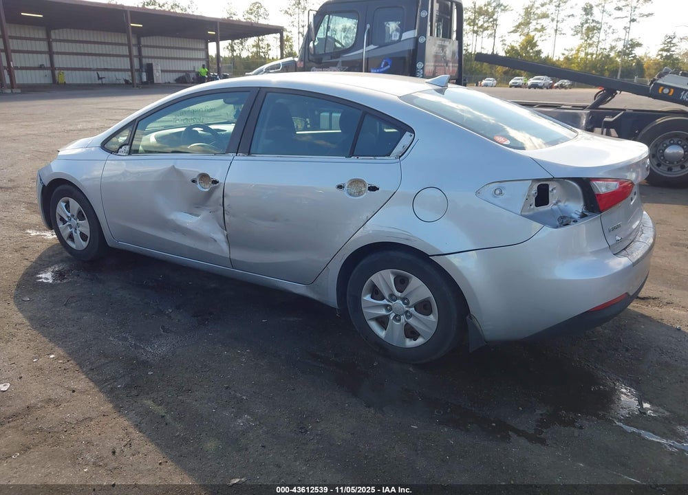 2015 KIA FORTE VIN: KNAFX4A60F5391935