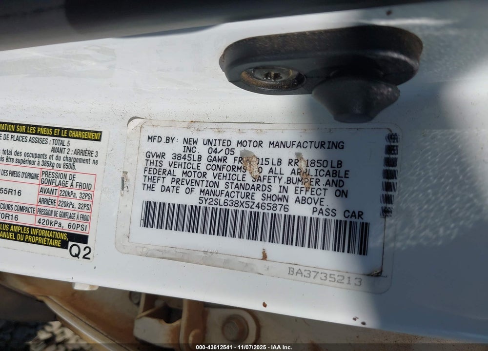 2005 PONTIAC VIBE VIN: 5Y2SL638X5Z465876