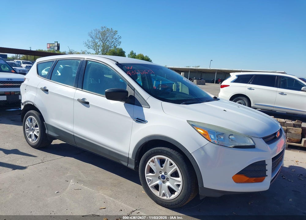 2013 FORD ESCAPE S VIN: 1FMCU0F75DUA93145