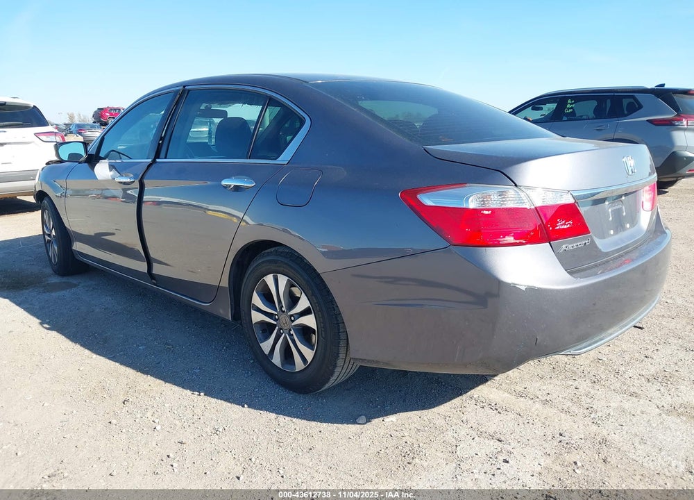 2015 HONDA ACCORD LX VIN: 1HGCR2F39FA227076