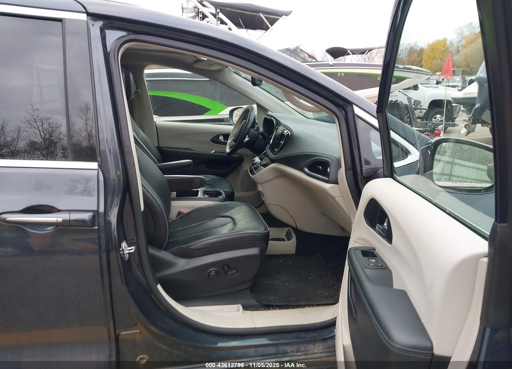 2020 CHRYSLER PACIFICA LIMITED VIN: 2C4RC1GG1LR262921