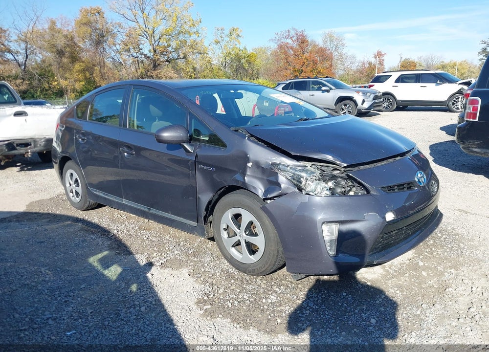 2014 TOYOTA PRIUS THREE VIN: JTDKN3DU5E1753582