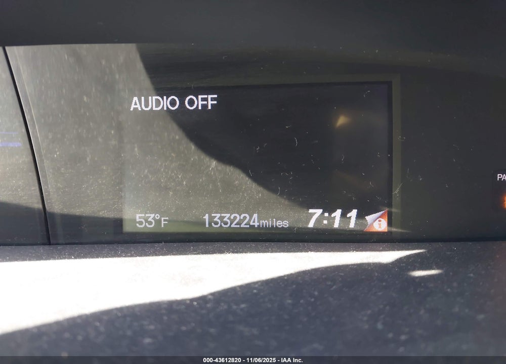 2015 HONDA CIVIC LX VIN: 19XFB2F55FE067907