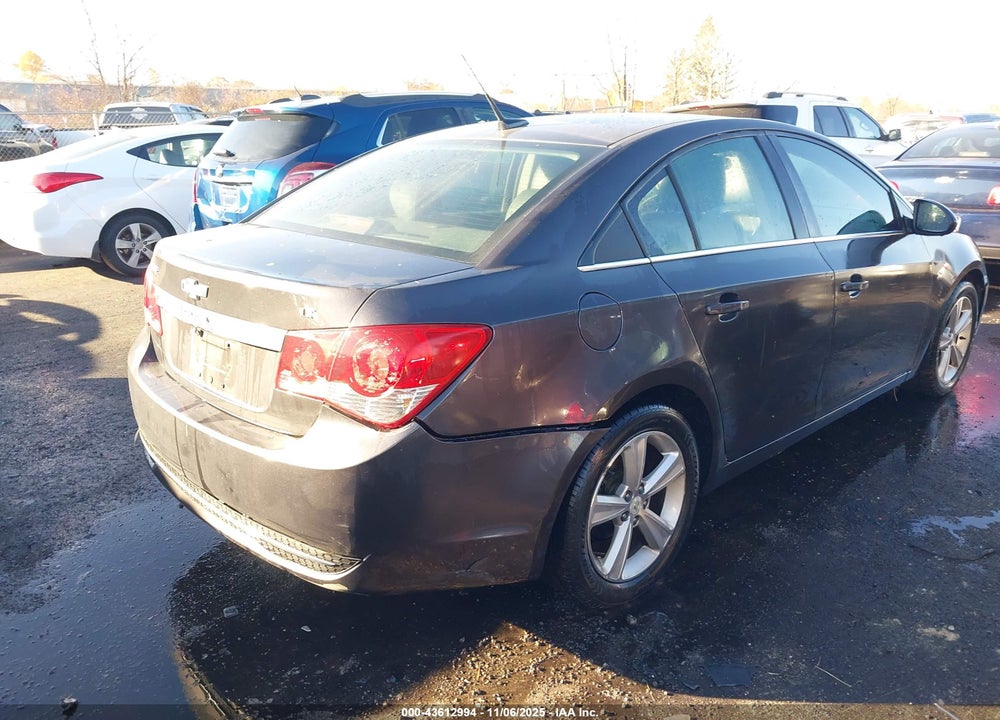 2014 CHEVROLET CRUZE VIN: 1G1PE5SB2E7371390