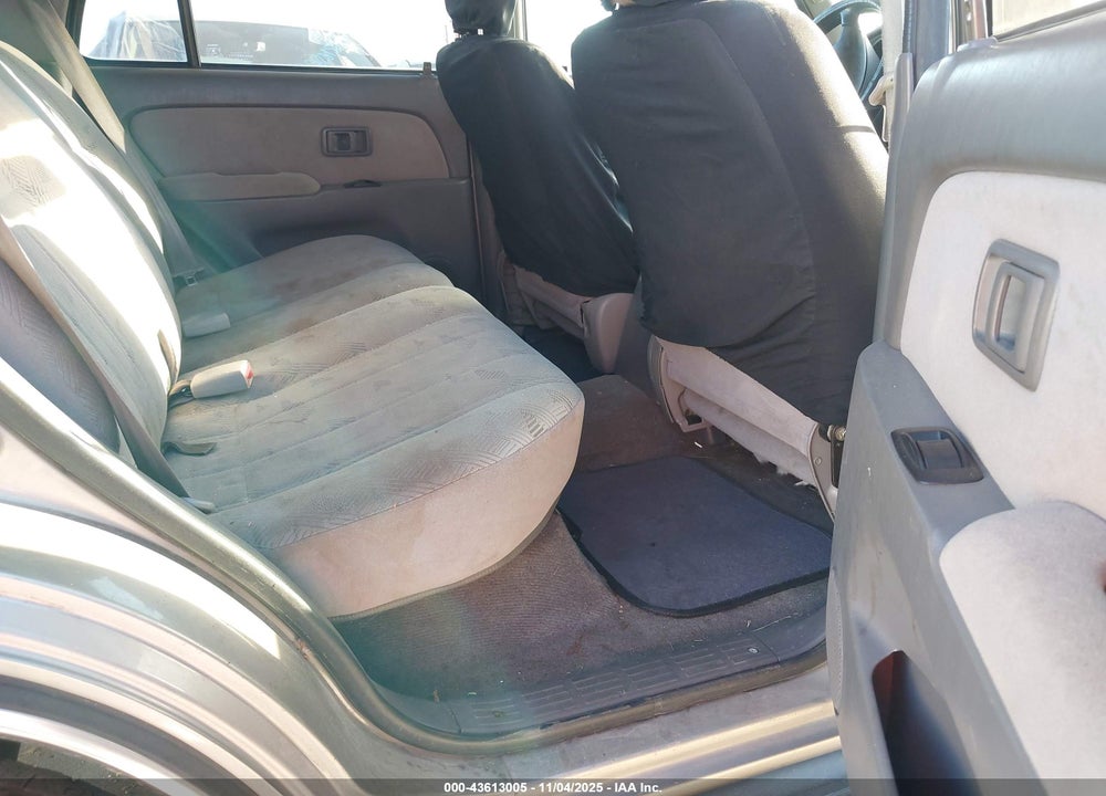 2002 TOYOTA 4RUNNER SR5 V6 VIN: JT3GN86R620220013