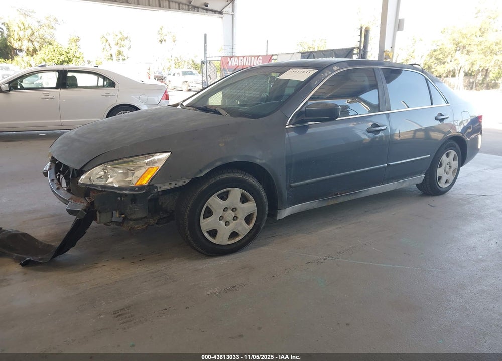 2005 HONDA ACCORD 2.4 LX VIN: 3HGCM56425G711888