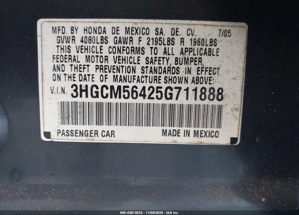 2005 HONDA ACCORD 2.4 LX VIN: 3HGCM56425G711888