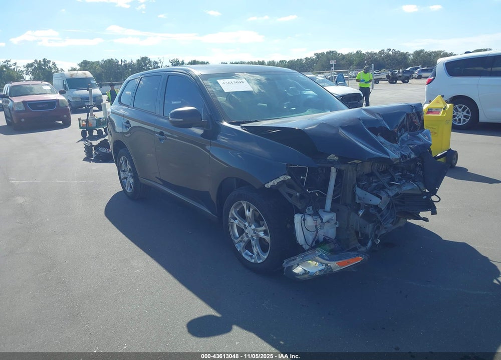 2014 MITSUBISHI OUTLANDER SE VIN: JA4AD3A34EZ013432