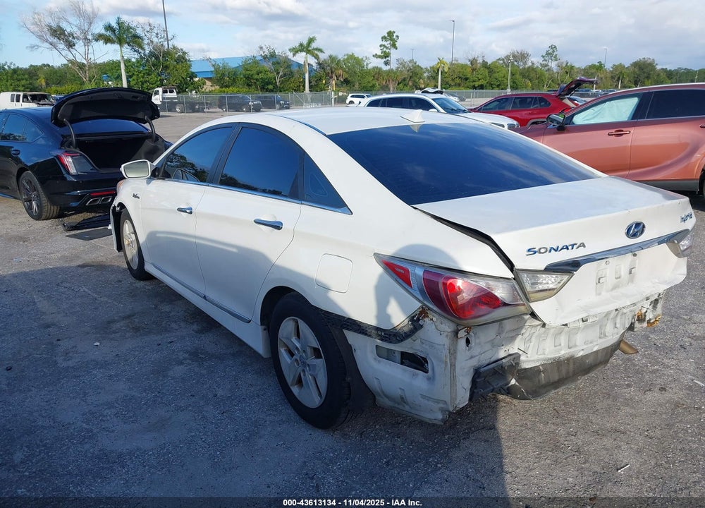 2012 HYUNDAI SONATA HYBRID VIN: KMHEC4A46CA038185