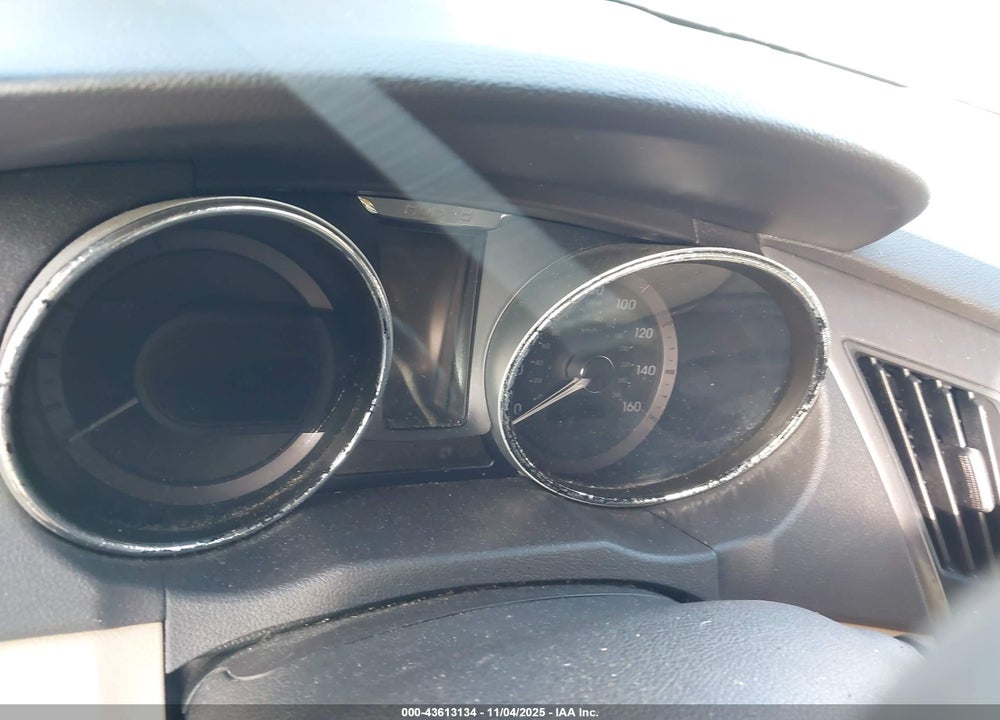 2012 HYUNDAI SONATA HYBRID VIN: KMHEC4A46CA038185