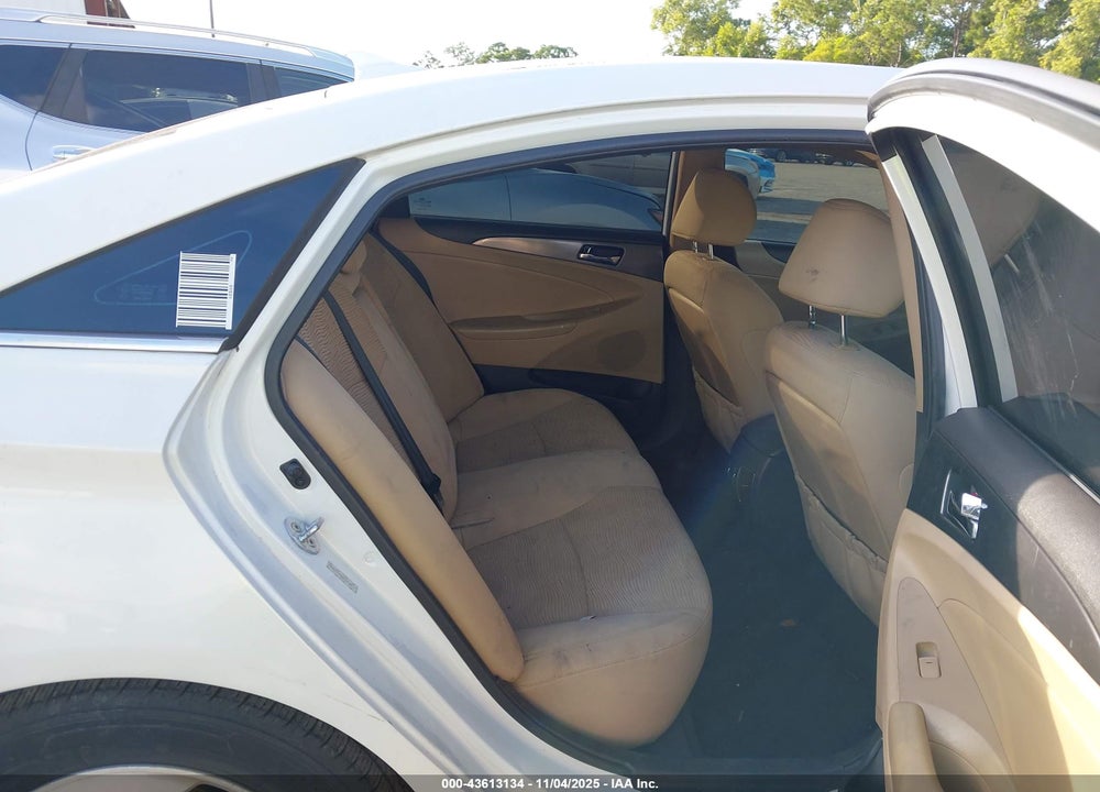 2012 HYUNDAI SONATA HYBRID VIN: KMHEC4A46CA038185