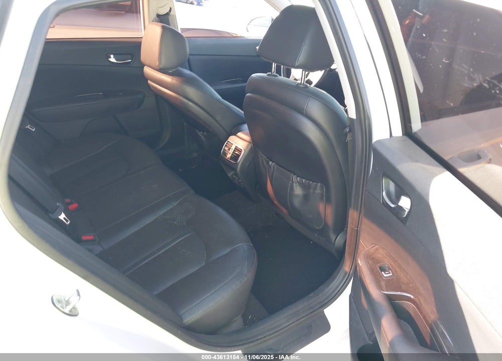 2016 KIA OPTIMA VIN: 5XXGU4L34GG082002