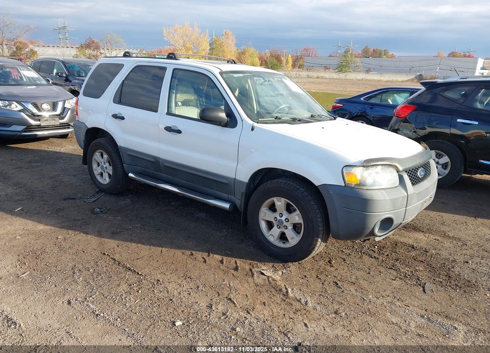2005 FORD ESCAPE XLT VIN: 1FMYU93135KA05085