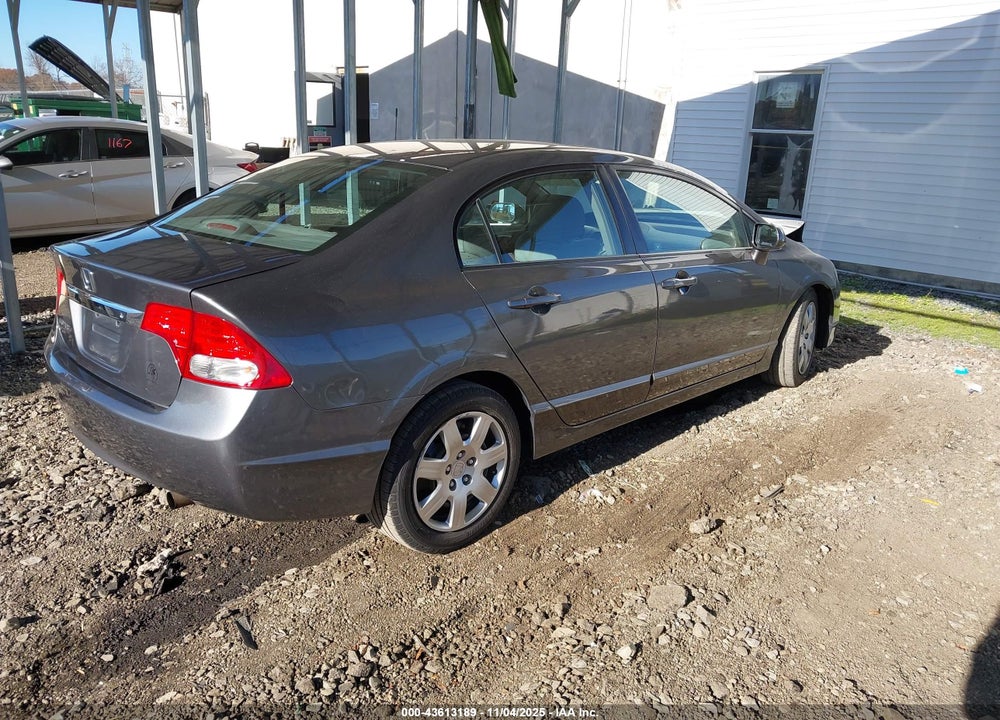 2010 HONDA CIVIC LX VIN: 2HGFA1F57AH571919