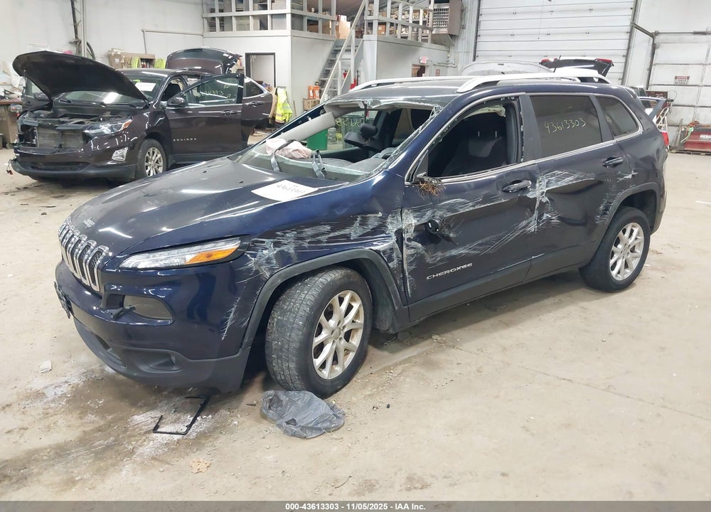 2014 JEEP CHEROKEE LATITUDE VIN: 1C4PJLCB4EW262179