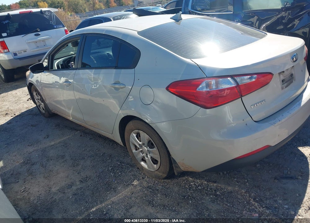 2015 KIA FORTE LX VIN: KNAFK4A67F5340463