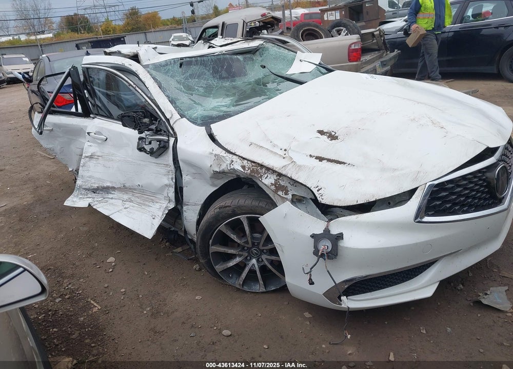 2018 ACURA TLX TECH PKG VIN: 19UUB2F56JA005629