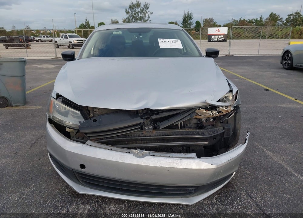 2012 VOLKSWAGEN JETTA 2.0L S VIN: 3VW2K7AJ8CM333922