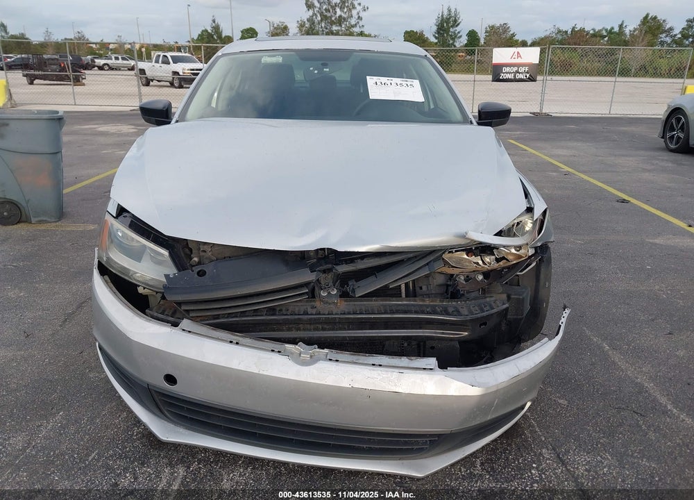 2012 VOLKSWAGEN JETTA 2.0L S VIN: 3VW2K7AJ8CM333922