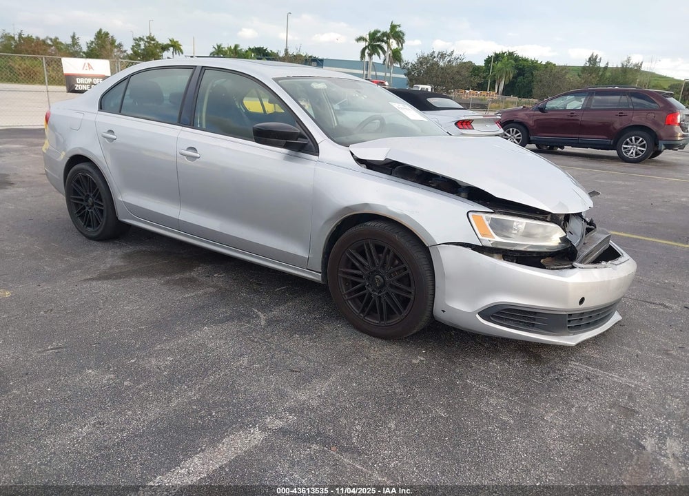 2012 VOLKSWAGEN JETTA 2.0L S VIN: 3VW2K7AJ8CM333922