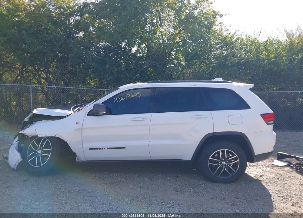 2017 JEEP GRAND CHEROKEE TRAILHAWK 4X4 VIN: 1C4RJFLT3HC881915
