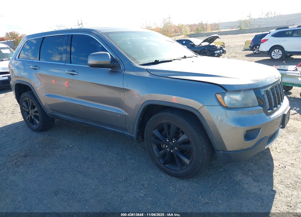 2012 JEEP GRAND CHEROKEE LAREDO VIN: 1C4RJFAG2CC327070