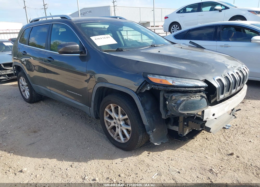 2017 JEEP CHEROKEE LATITUDE FWD VIN: 1C4PJLCB0HW549376