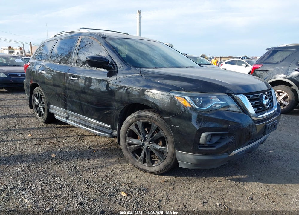 2017 NISSAN PATHFINDER PLATINUM VIN: 5N1DR2MM1HC670193
