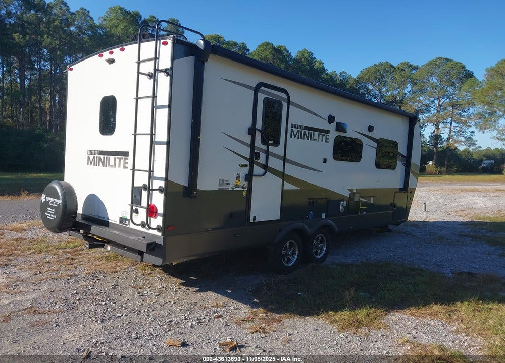 2025 FOREST RIVER OTHER VIN: 4X4TRLA22SD461601
