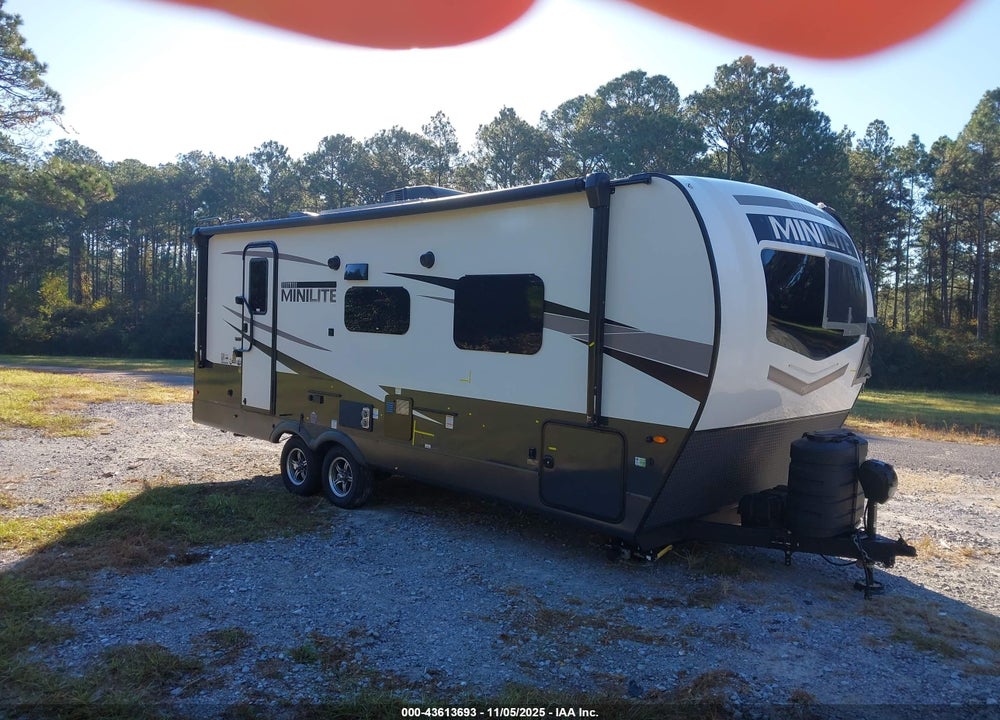 2025 FOREST RIVER OTHER VIN: 4X4TRLA22SD461601