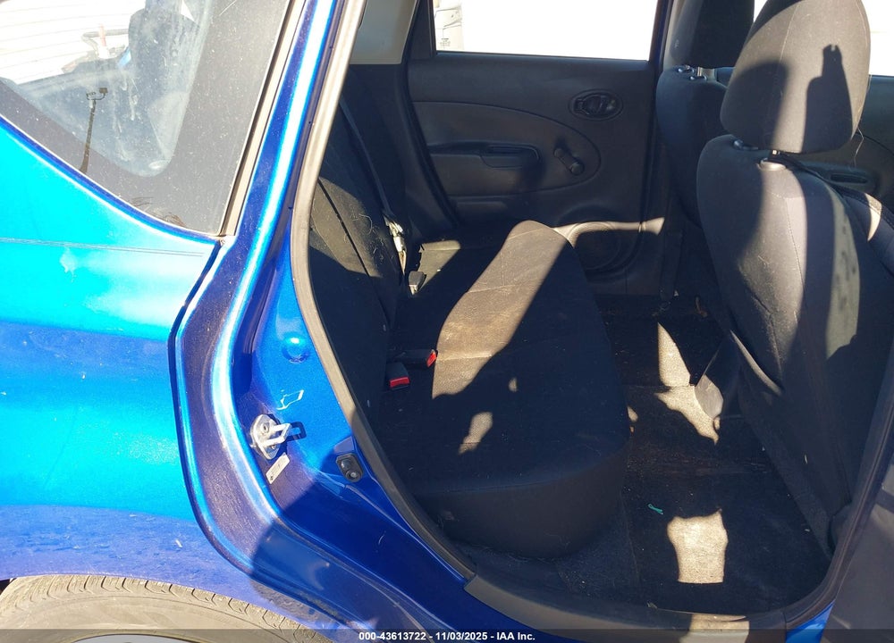 2015 NISSAN VERSA NOTE VIN: 3N1CE2CP2FL370531