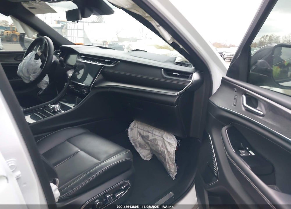 2021 JEEP GRAND CHEROKEE L OVERLAND 4X4 VIN: 1C4RJKDG9M8137811