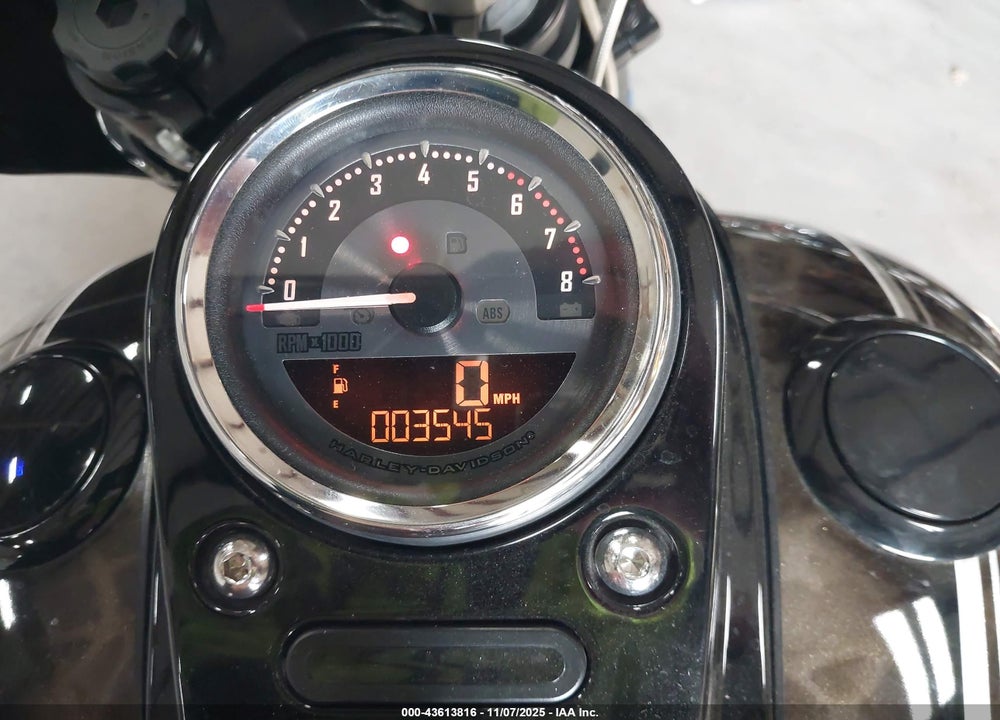 2015 HARLEY-DAVIDSON FXDBP DYNA STREET BOB VIN: 1HD1VAM13FC305707