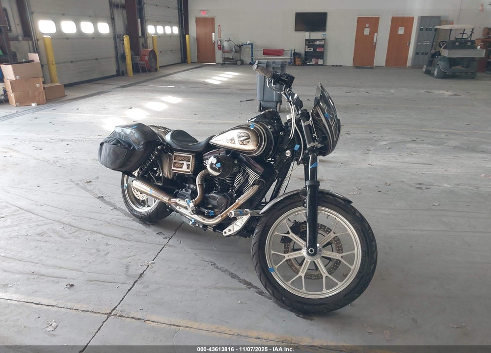 2015 HARLEY-DAVIDSON FXDBP DYNA STREET BOB VIN: 1HD1VAM13FC305707