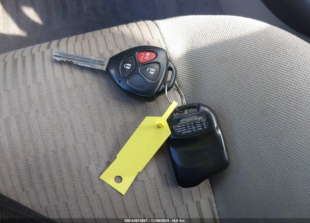 2011 TOYOTA RAV4 VIN: 2T3BF4DV8BW160629