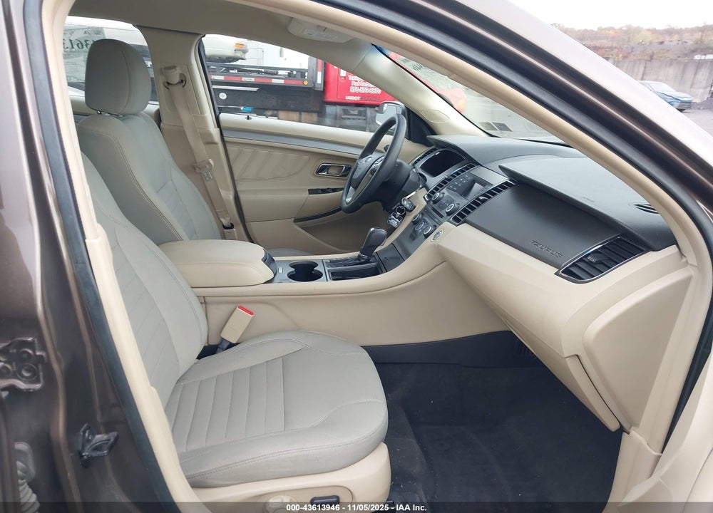 2016 FORD TAURUS SE VIN: 1FAHP2D87GG122100