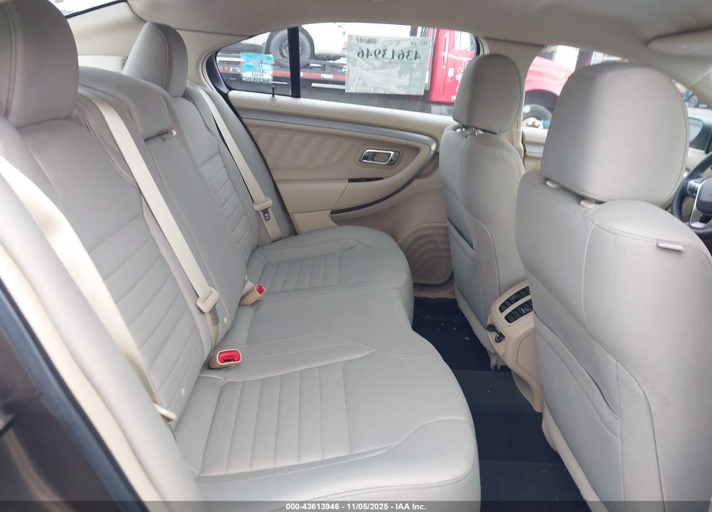 2016 FORD TAURUS SE VIN: 1FAHP2D87GG122100