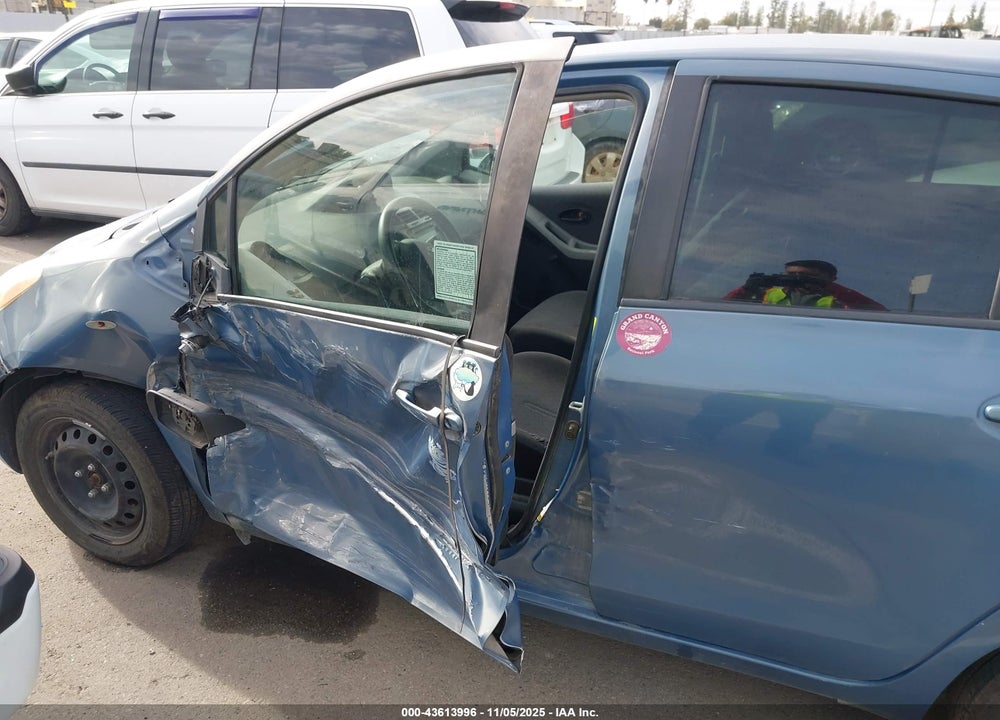 2010 TOYOTA YARIS VIN: JTDKT4K32A5318351