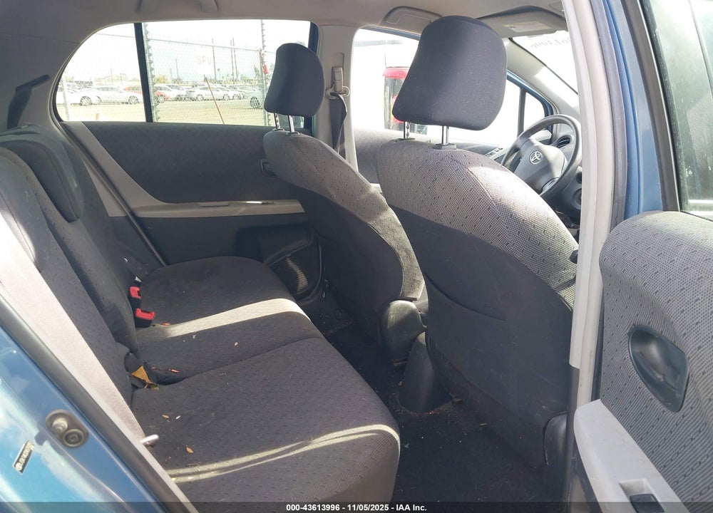 2010 TOYOTA YARIS VIN: JTDKT4K32A5318351