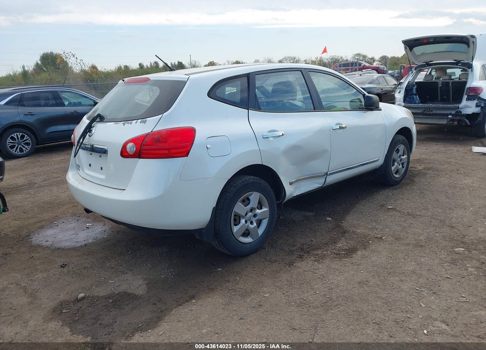 2014 NISSAN ROGUE VIN: JN8AS5MT8EW101893