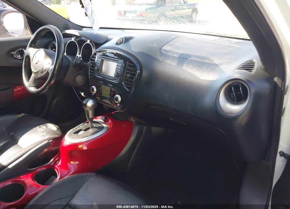 2012 NISSAN JUKE VIN: JN8AF5MR4CT111988