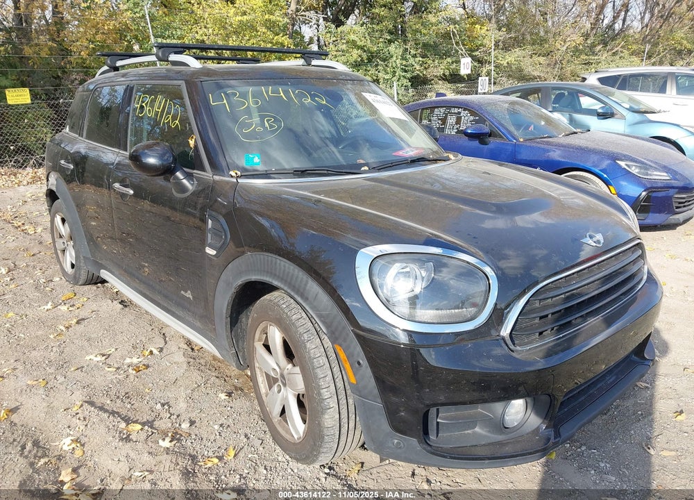 2017 MINI COUNTRYMAN COOPER VIN: WMZYV5C37H3E01629