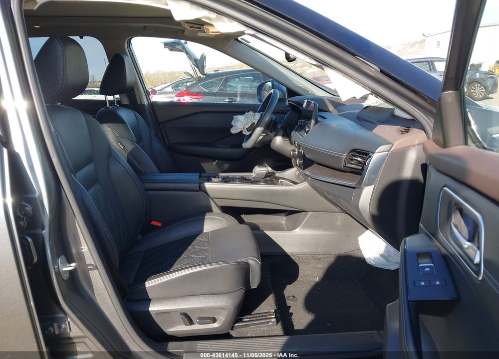2023 NISSAN ROGUE PLATINUM INTELLIGENT AWD VIN: JN8BT3DD4PW305088