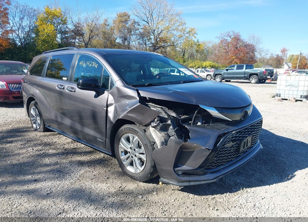 2021 TOYOTA SIENNA XSE VIN: 5TDDSKFCXMS014516